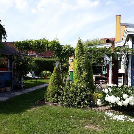 Gittis Ferienhaus Villa Garz  Luaran gambar